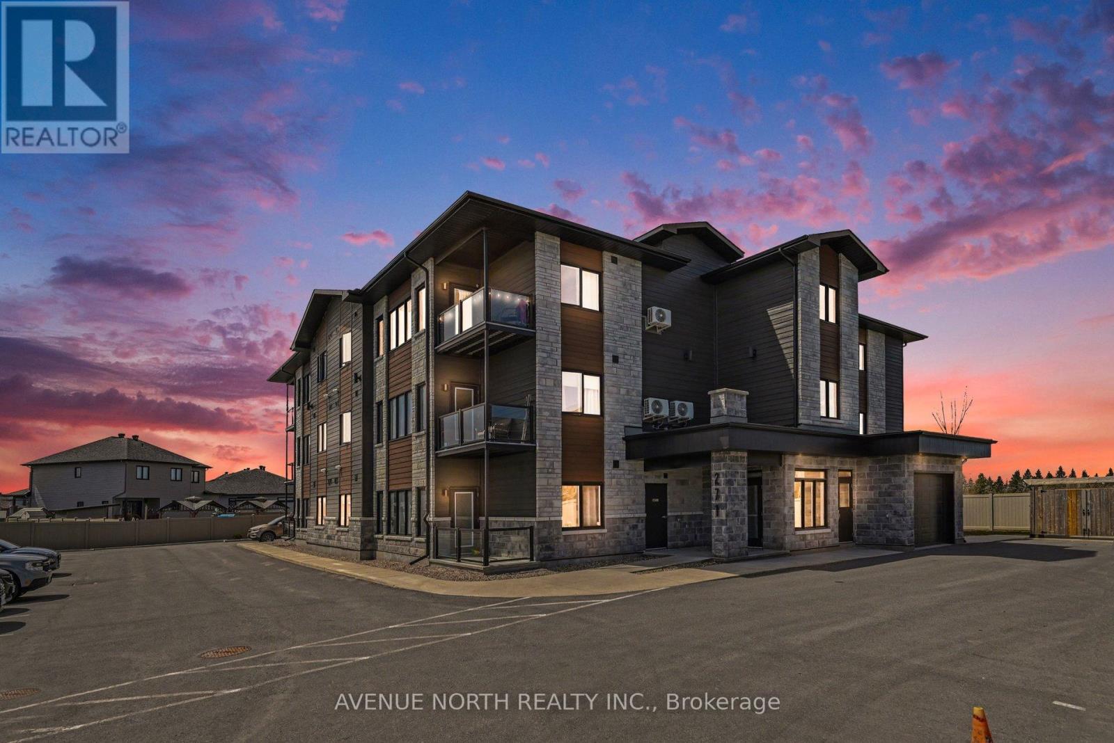 102 - 271 BELFORT STREET, Russell, Ontario