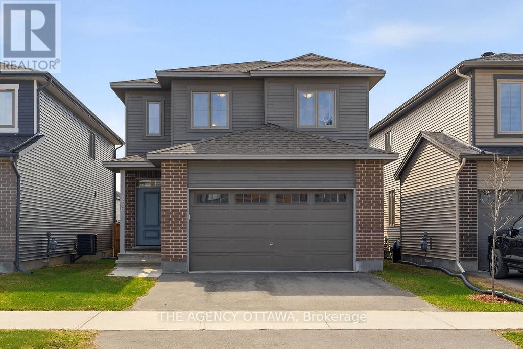 336 BARRETT FARM DRIVE, Ottawa, Ontario