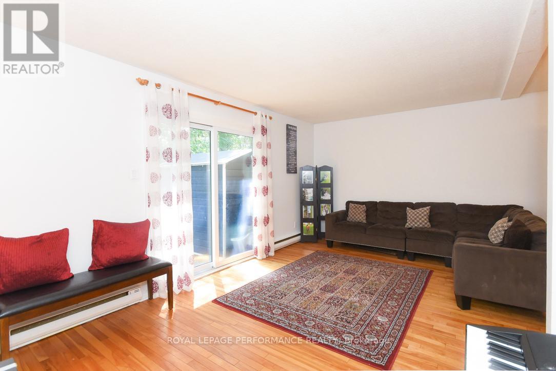 3194 Stockton Drive, Ottawa, Ontario  K1T 1S1 - Photo 13 - X13153352