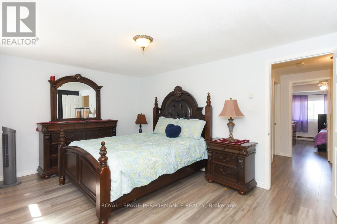 3194 Stockton Drive, Ottawa, Ontario  K1T 1S1 - Photo 17 - X13153352