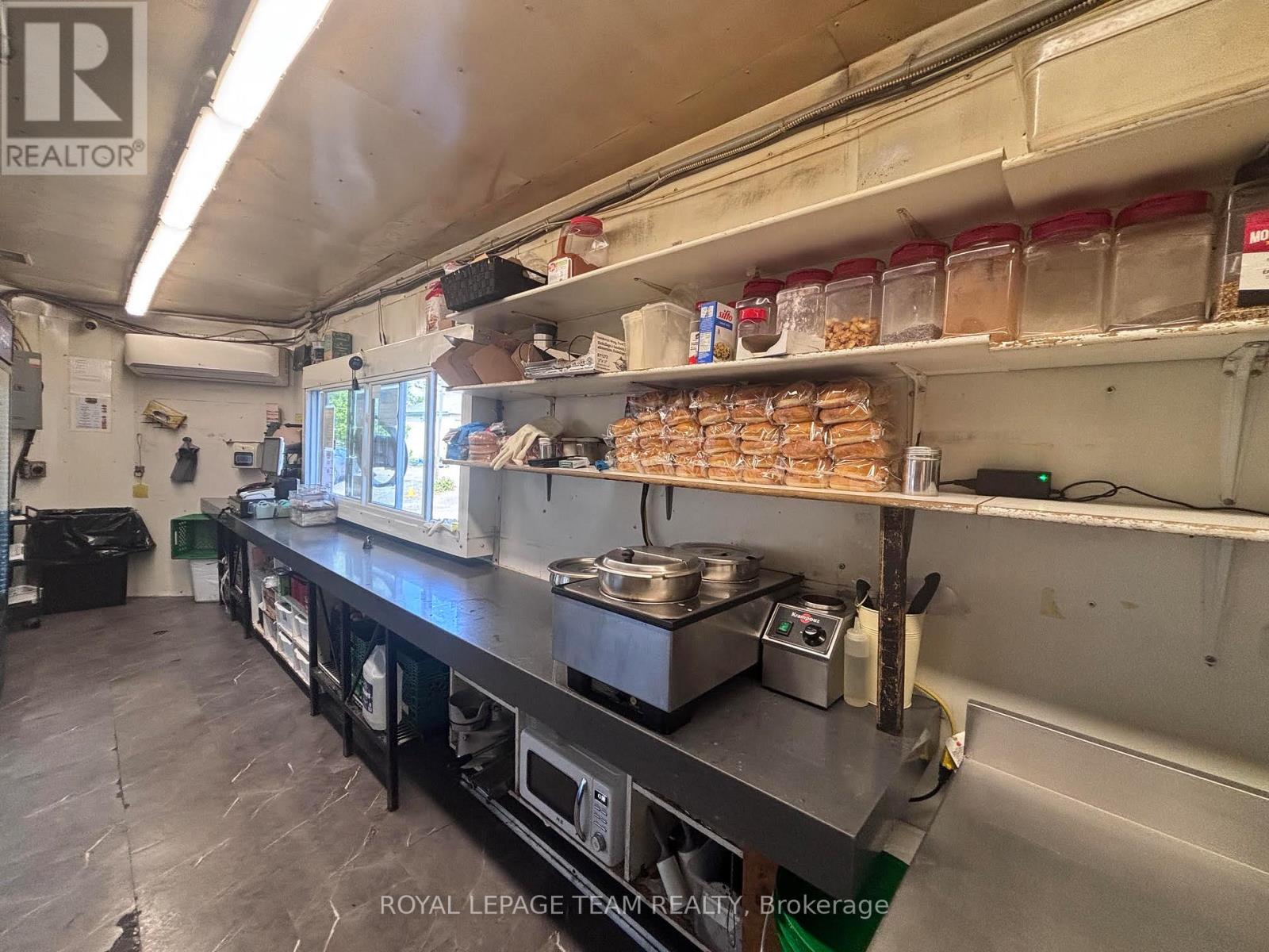 2560 Bank Street, Ottawa, Ontario  K1T 1M9 - Photo 7 - X13153380