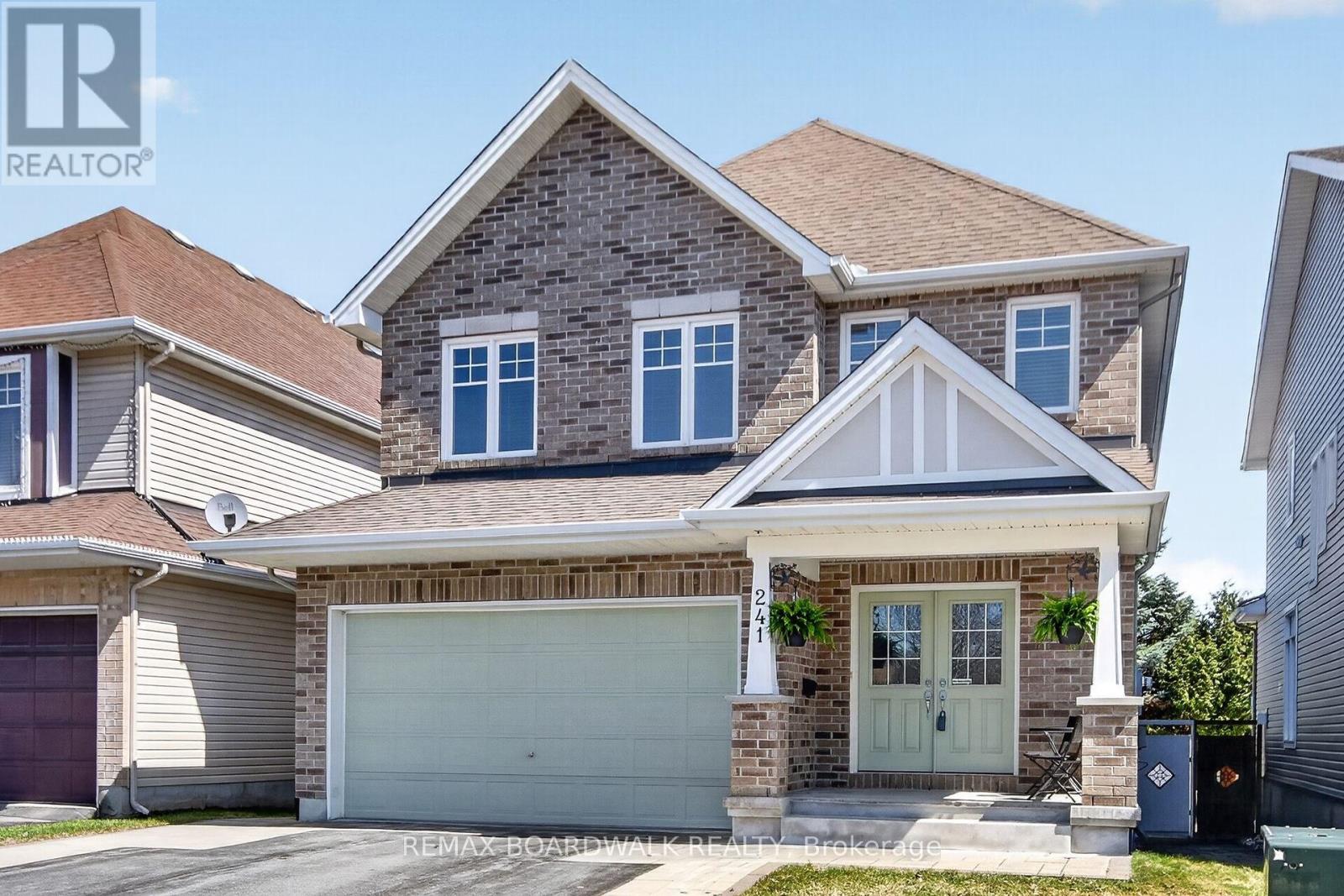 241 DENALI WAY, Ottawa, Ontario