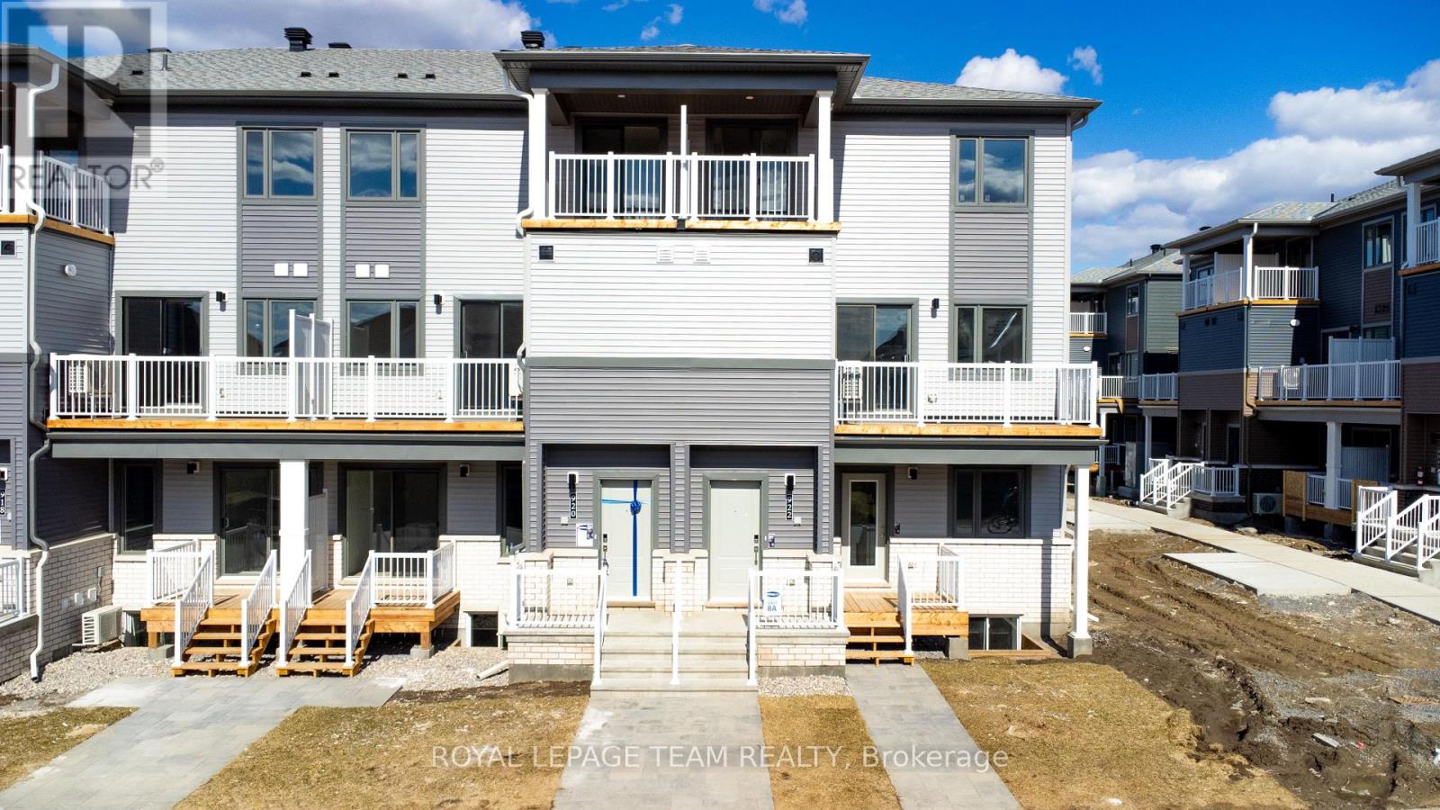 920 PARNIAN PRIVATE, Ottawa, Ontario