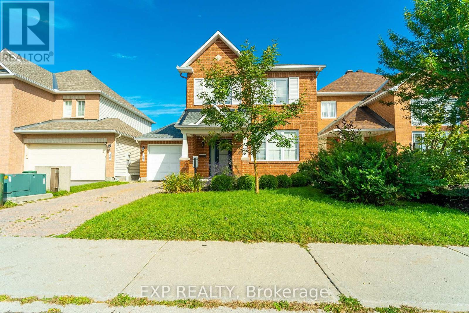 28 Chartwell Avenue, Ottawa, Ontario  K2G 6L6 - Photo 3 - X13153916