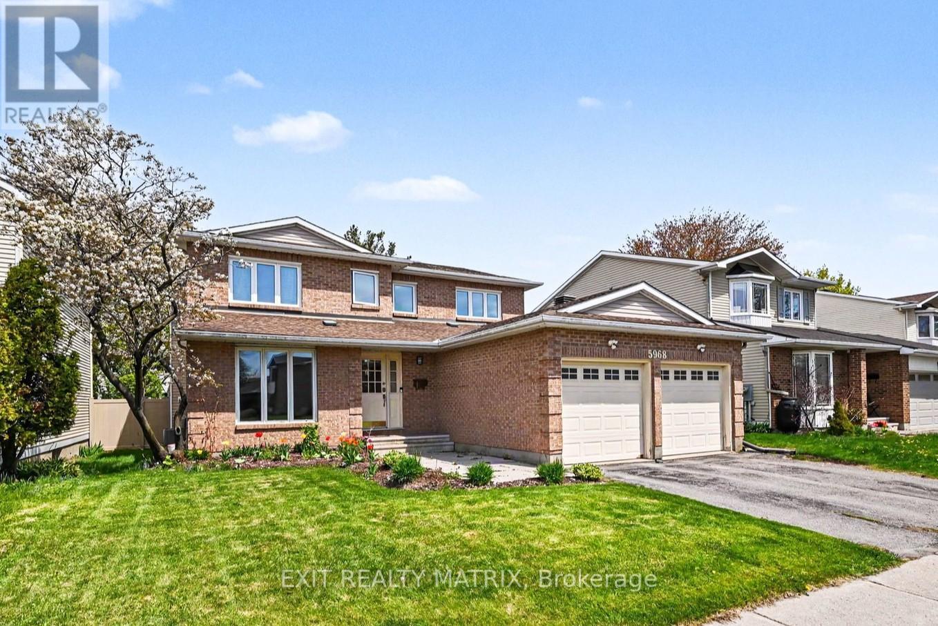 5968 Meadowglen Drive, Ottawa, Ontario  K1C 5Y2 - Photo 2 - X13153922