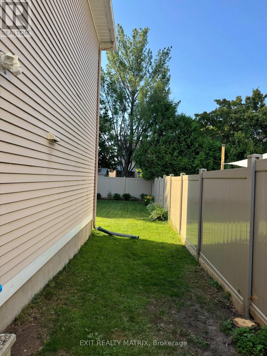 5968 Meadowglen Drive, Ottawa, Ontario  K1C 5Y2 - Photo 24 - X13153922