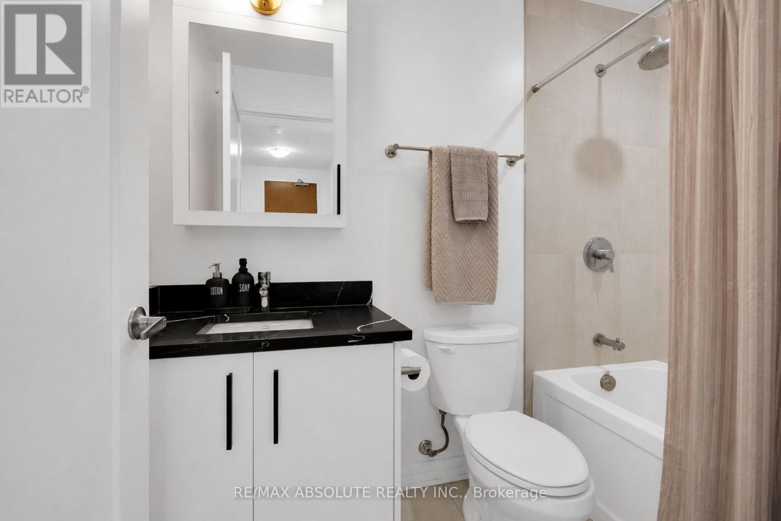 902 - 805 Carling Avenue, Ottawa, Ontario  K1S 5W9 - Photo 27 - X13154066