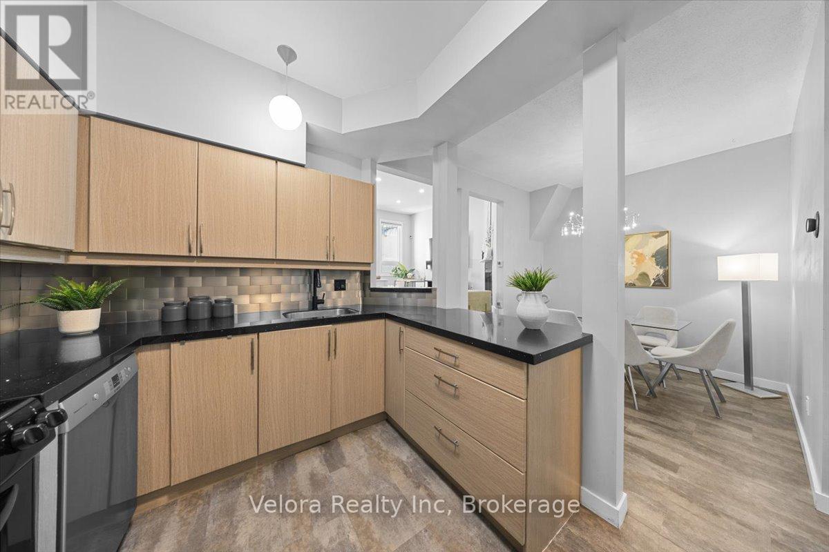 8a Shehyn Lane, Ottawa, Ontario  K2G 4Y3 - Photo 14 - X13154502