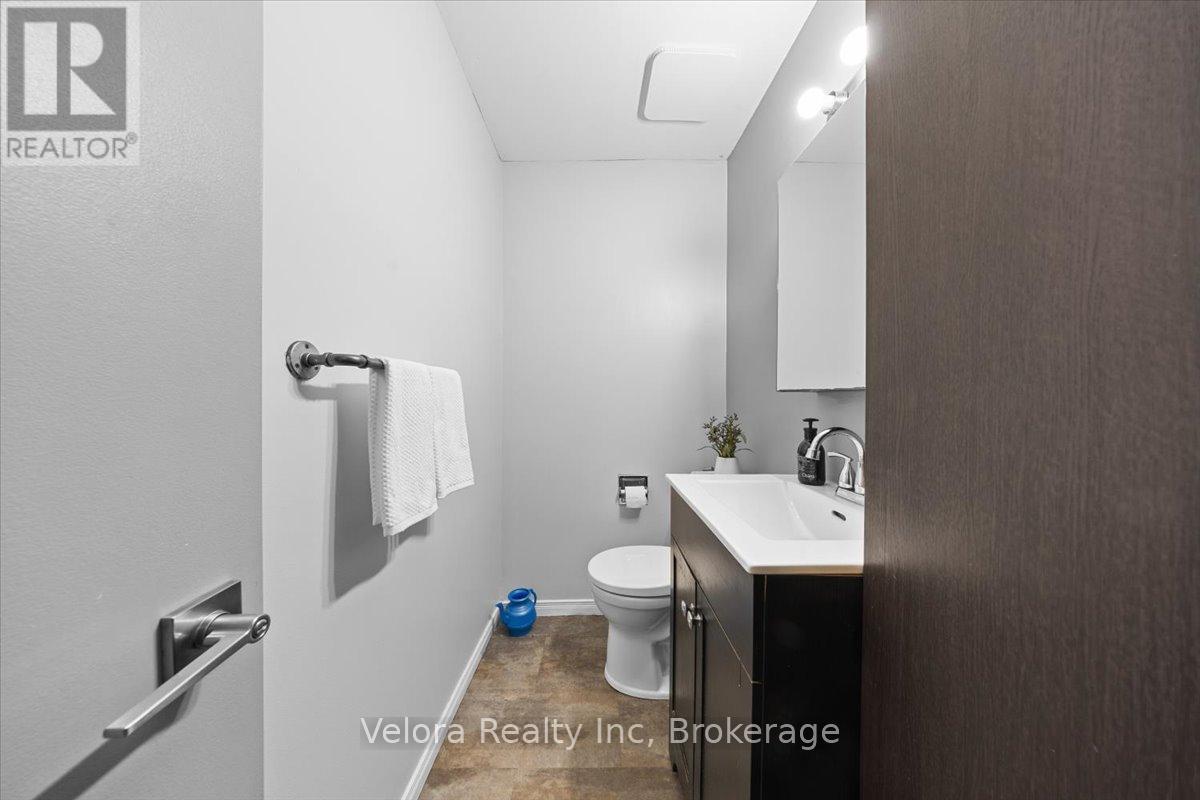 8a Shehyn Lane, Ottawa, Ontario  K2G 4Y3 - Photo 26 - X13154502