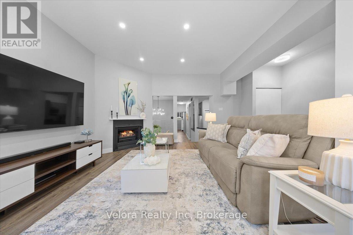 8a Shehyn Lane, Ottawa, Ontario  K2G 4Y3 - Photo 7 - X13154502
