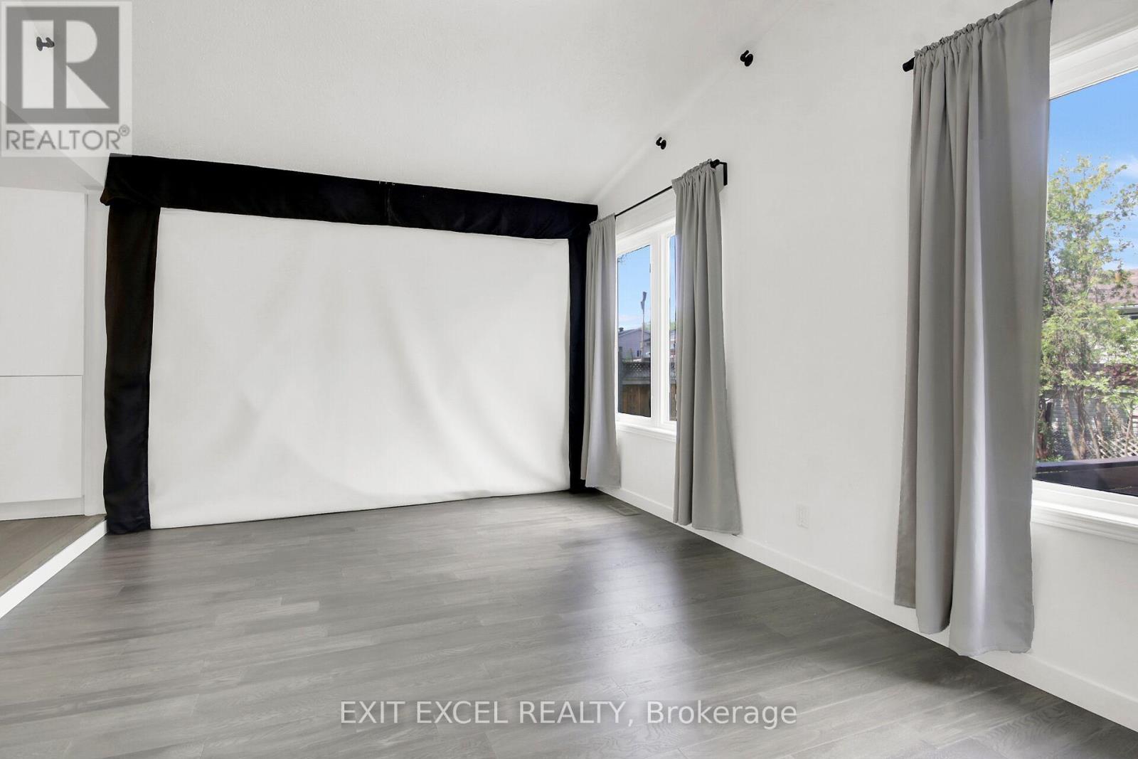 25 Uxbridge Crescent, Ottawa, Ontario  K2L 1P6 - Photo 11 - X13154944