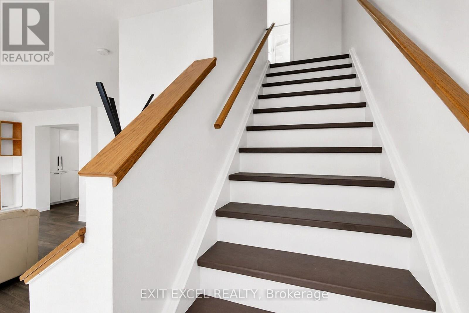 25 Uxbridge Crescent, Ottawa, Ontario  K2L 1P6 - Photo 15 - X13154944