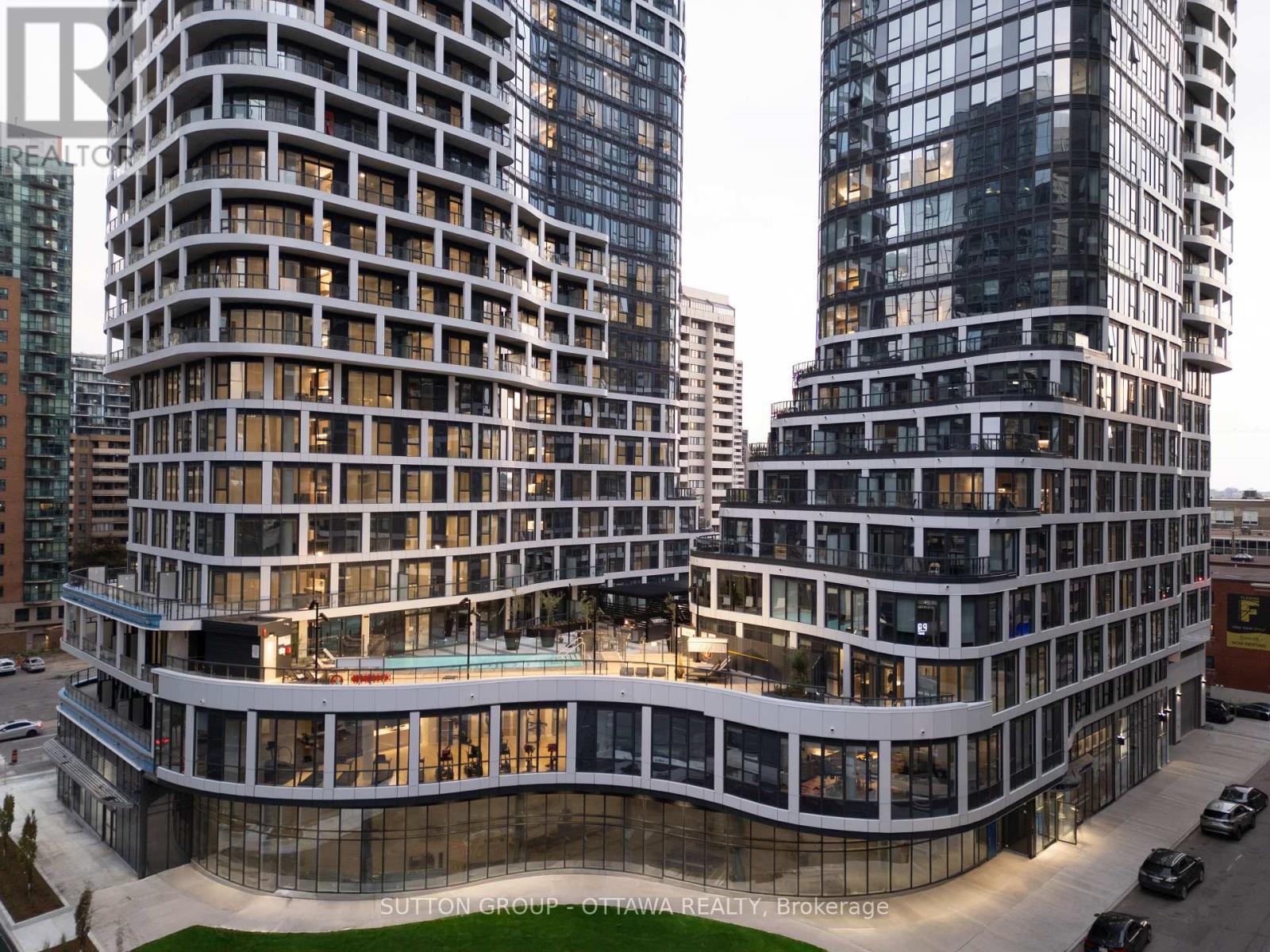 1402 - 400 ALBERT STREET, Ottawa, Ontario