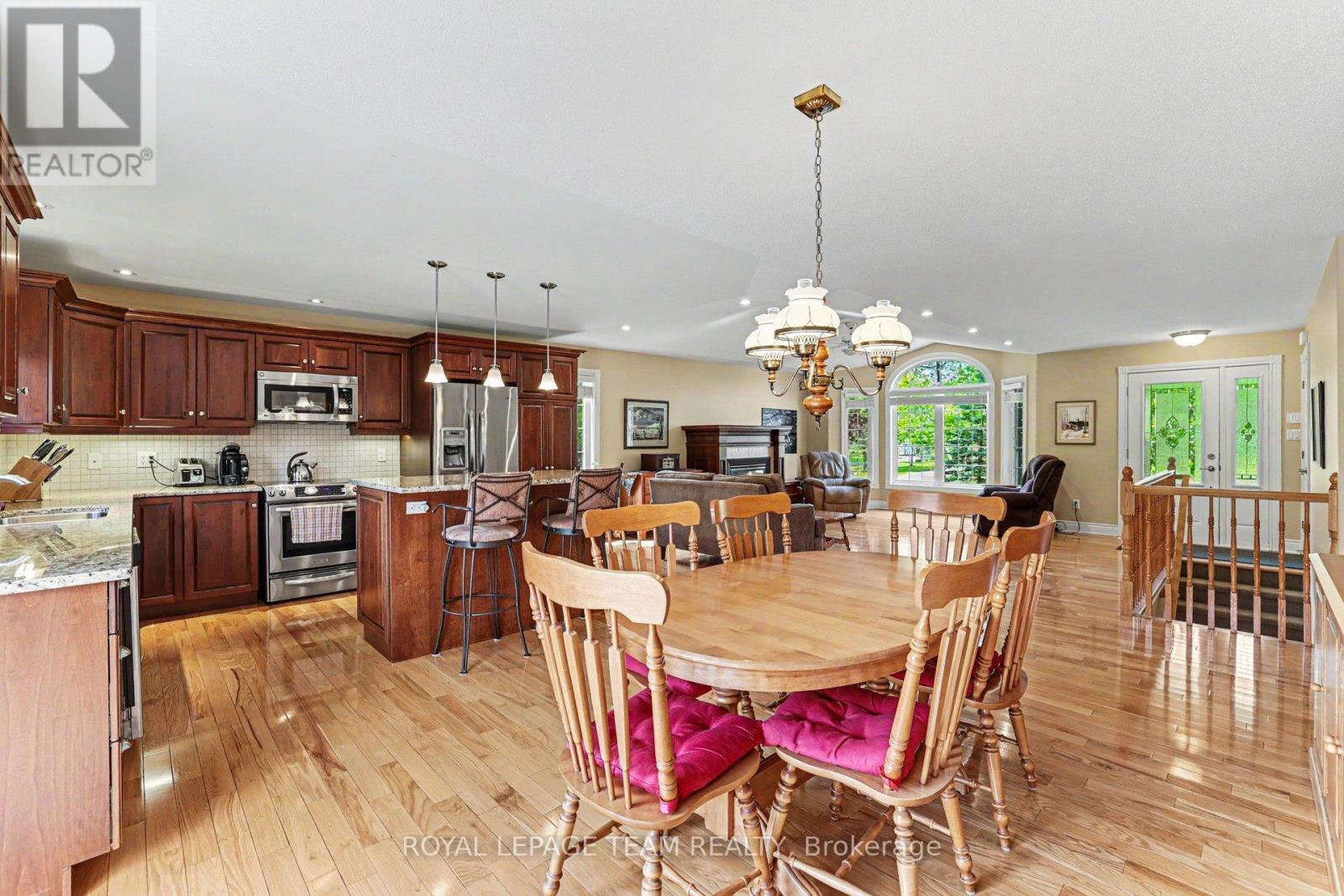 28 Kimberly Avenue, North Grenville, Ontario  K0G 1J0 - Photo 12 - X13156030