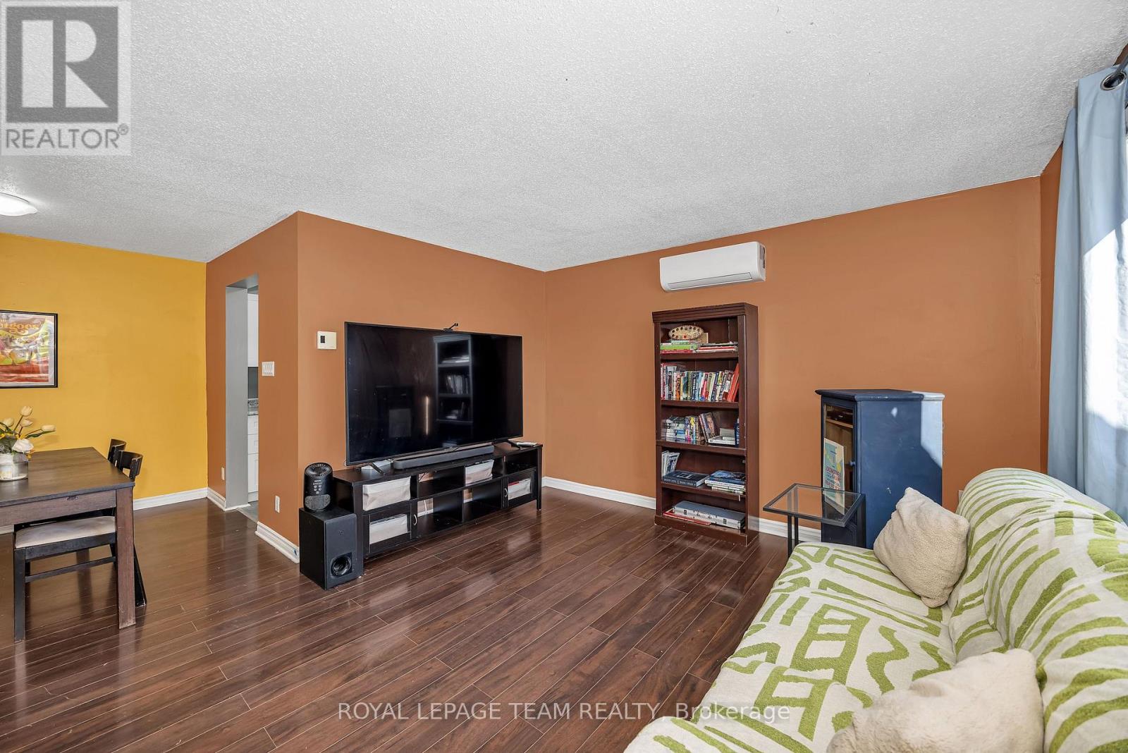 23a Woodvale Green, Ottawa, Ontario  K2G 4H3 - Photo 3 - X13156730