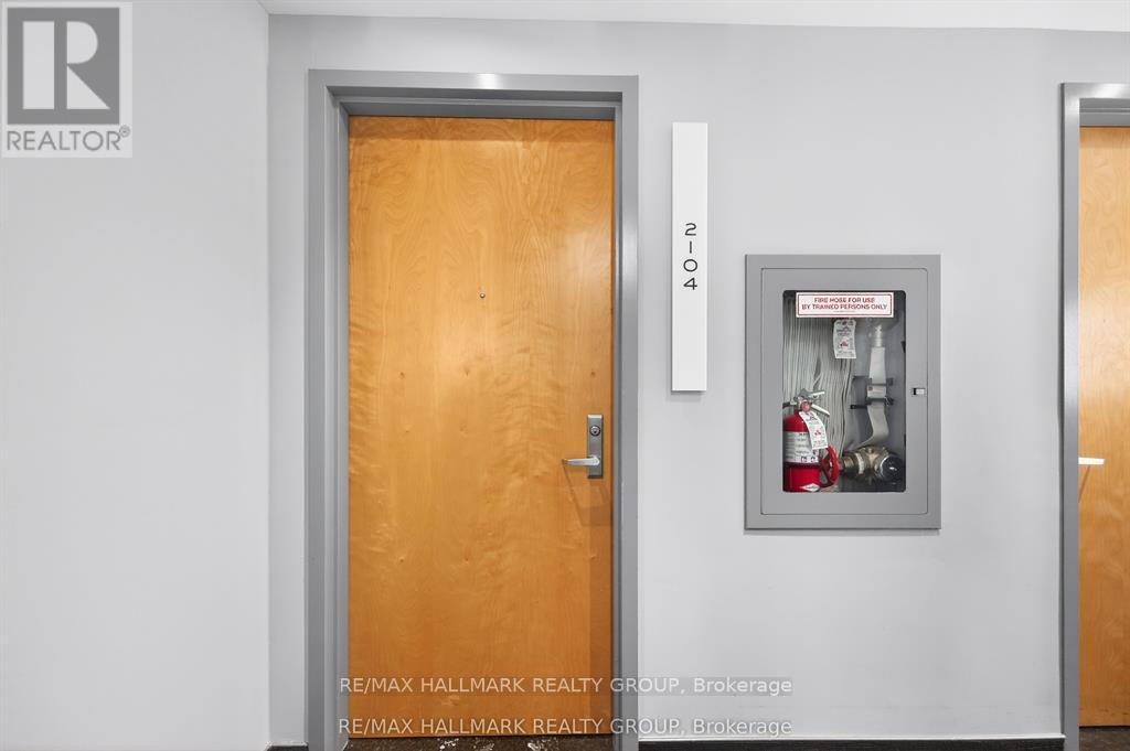 2104 - 179 Metcalfe Street, Ottawa, Ontario  K2P 1P7 - Photo 5 - X13158194