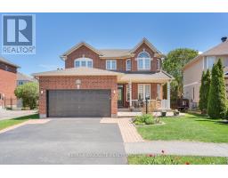 98 YOHO DRIVE, Ottawa, Ontario