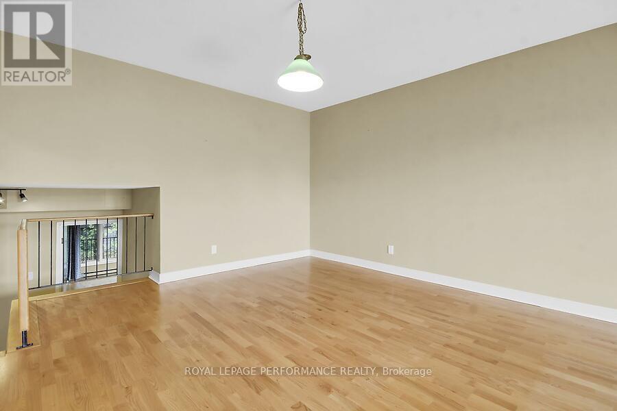 10 - 135 Springfield Avenue, Ottawa, Ontario  K1M 1C5 - Photo 10 - X13158964