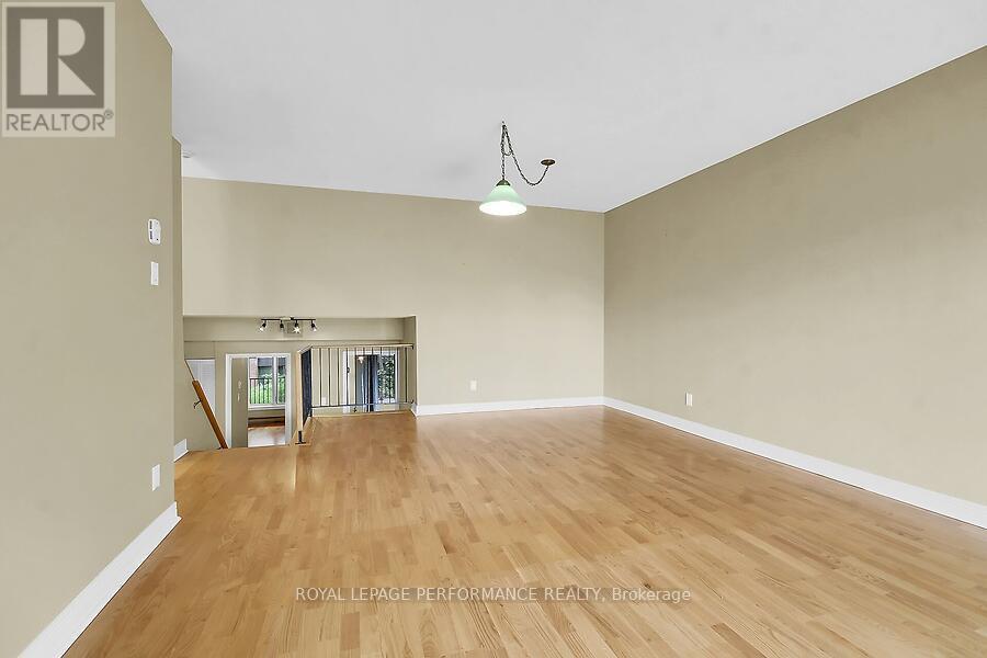 10 - 135 Springfield Avenue, Ottawa, Ontario  K1M 1C5 - Photo 8 - X13158964