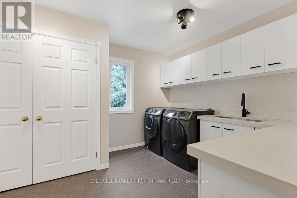 5525 Pettapiece Crescent, Ottawa, Ontario  K4M 1C6 - Photo 18 - X13159806