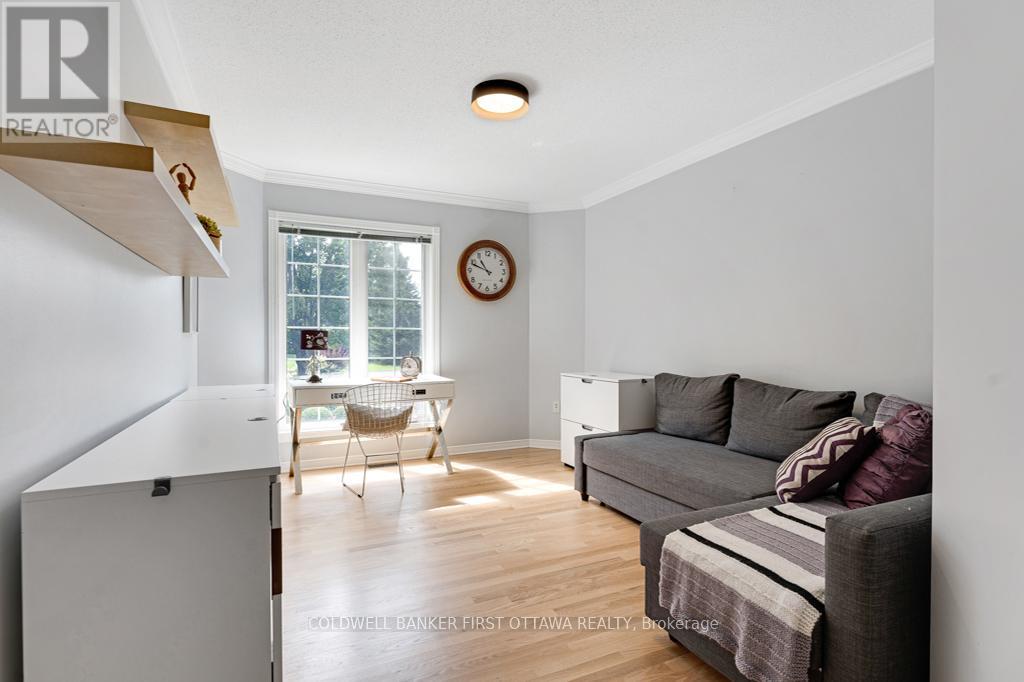 5525 Pettapiece Crescent, Ottawa, Ontario  K4M 1C6 - Photo 7 - X13159806