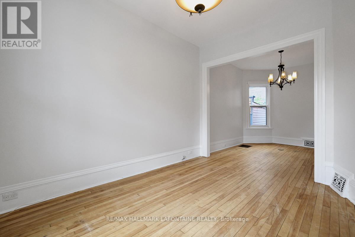 138 Concord Street S, Ottawa, Ontario  K1S 0Z4 - Photo 6 - X13159830