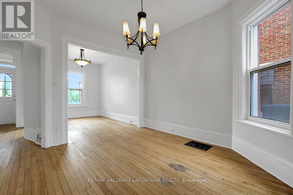 138 Concord Street S, Ottawa, Ontario  K1S 0Z4 - Photo 8 - X13159830
