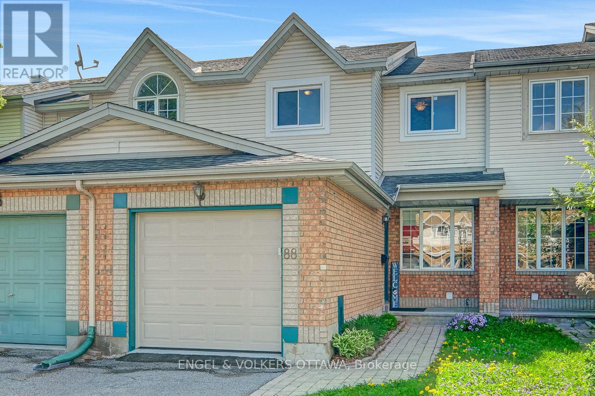 88 KINCARDINE DRIVE, Ottawa, Ontario