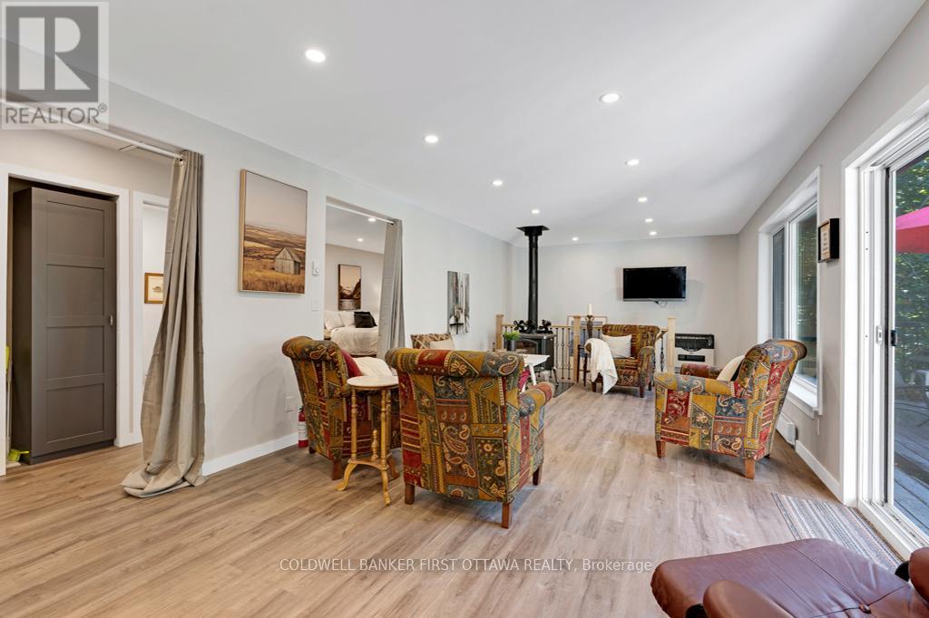 4031 Bolingbroke Road, Tay Valley, Ontario  K0H 2B0 - Photo 10 - X13159920