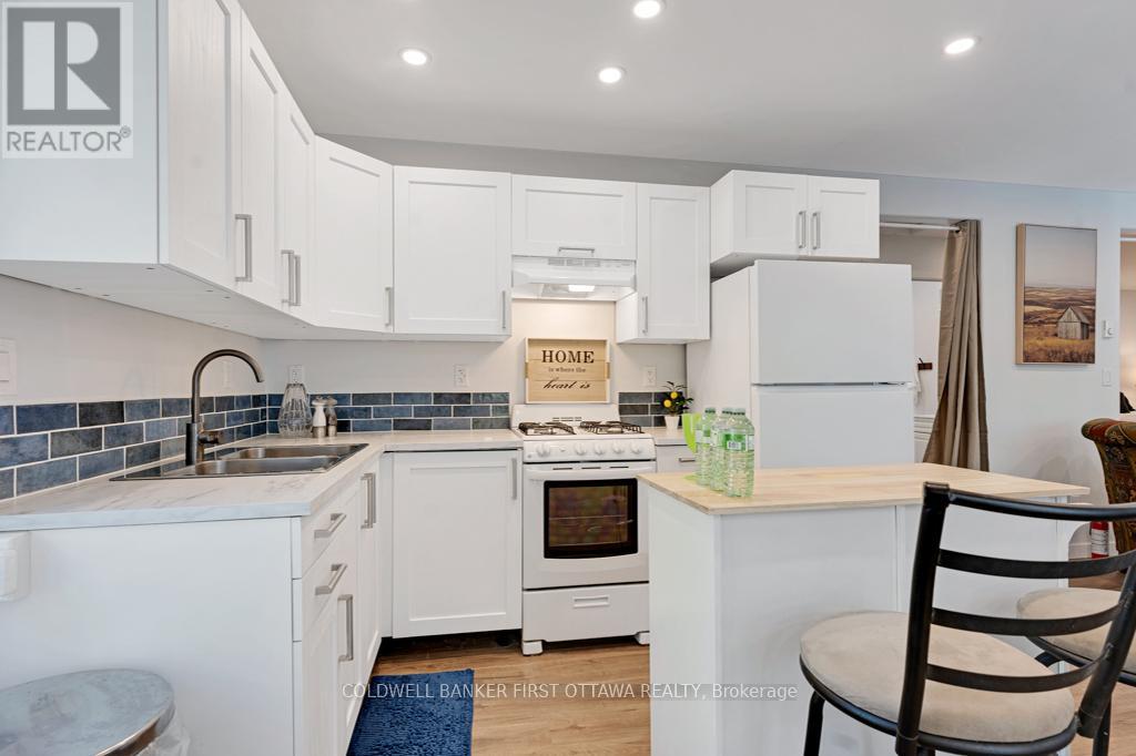 4031 Bolingbroke Road, Tay Valley, Ontario  K0H 2B0 - Photo 9 - X13159920