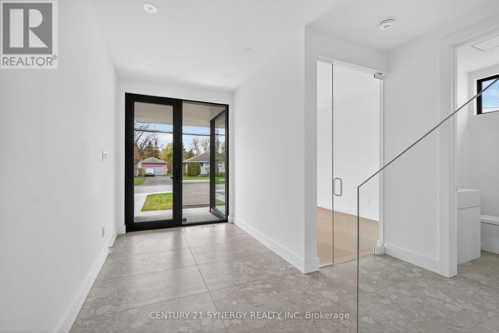 45 Inverness Avenue, Ottawa, Ontario  K2E 6N6 - Photo 5 - X13160138