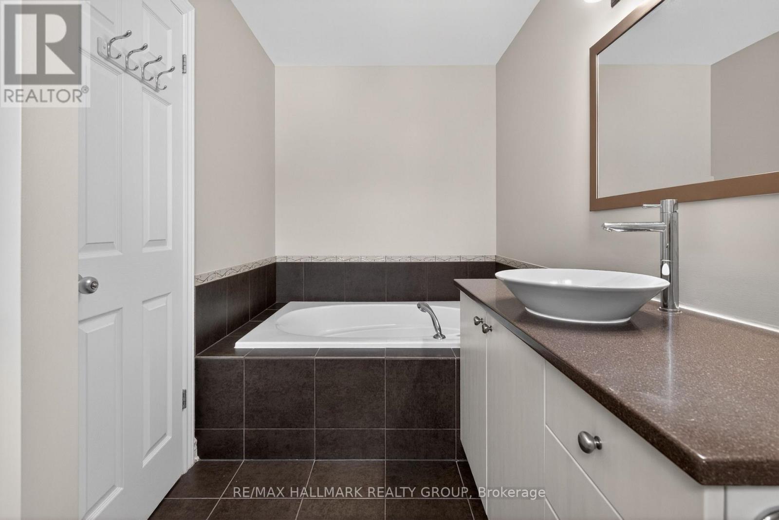 236 Trailsedge Way, Ottawa, Ontario  K1W 0E8 - Photo 20 - X13160910