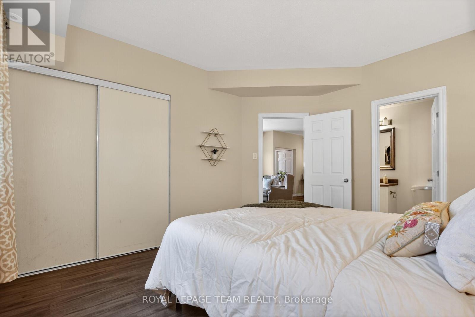 D - 165 Crestway Drive, Ottawa, Ontario  K2G 7C8 - Photo 20 - X13160922
