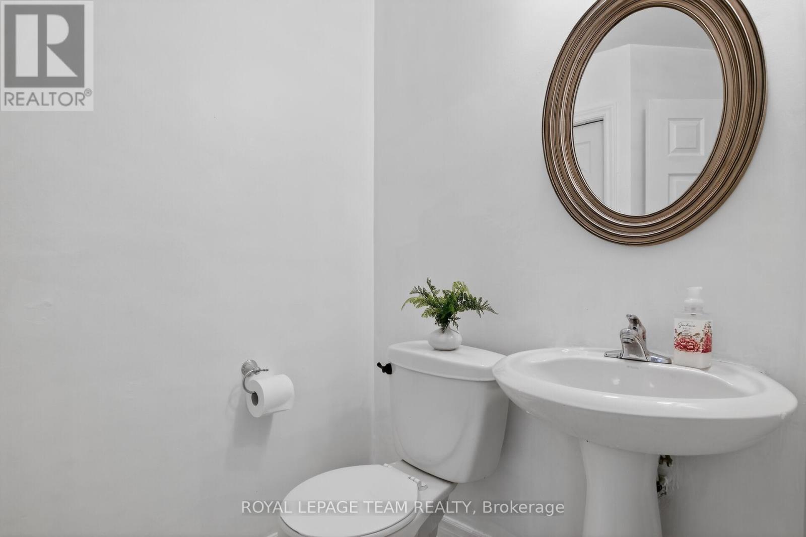 D - 165 Crestway Drive, Ottawa, Ontario  K2G 7C8 - Photo 24 - X13160922