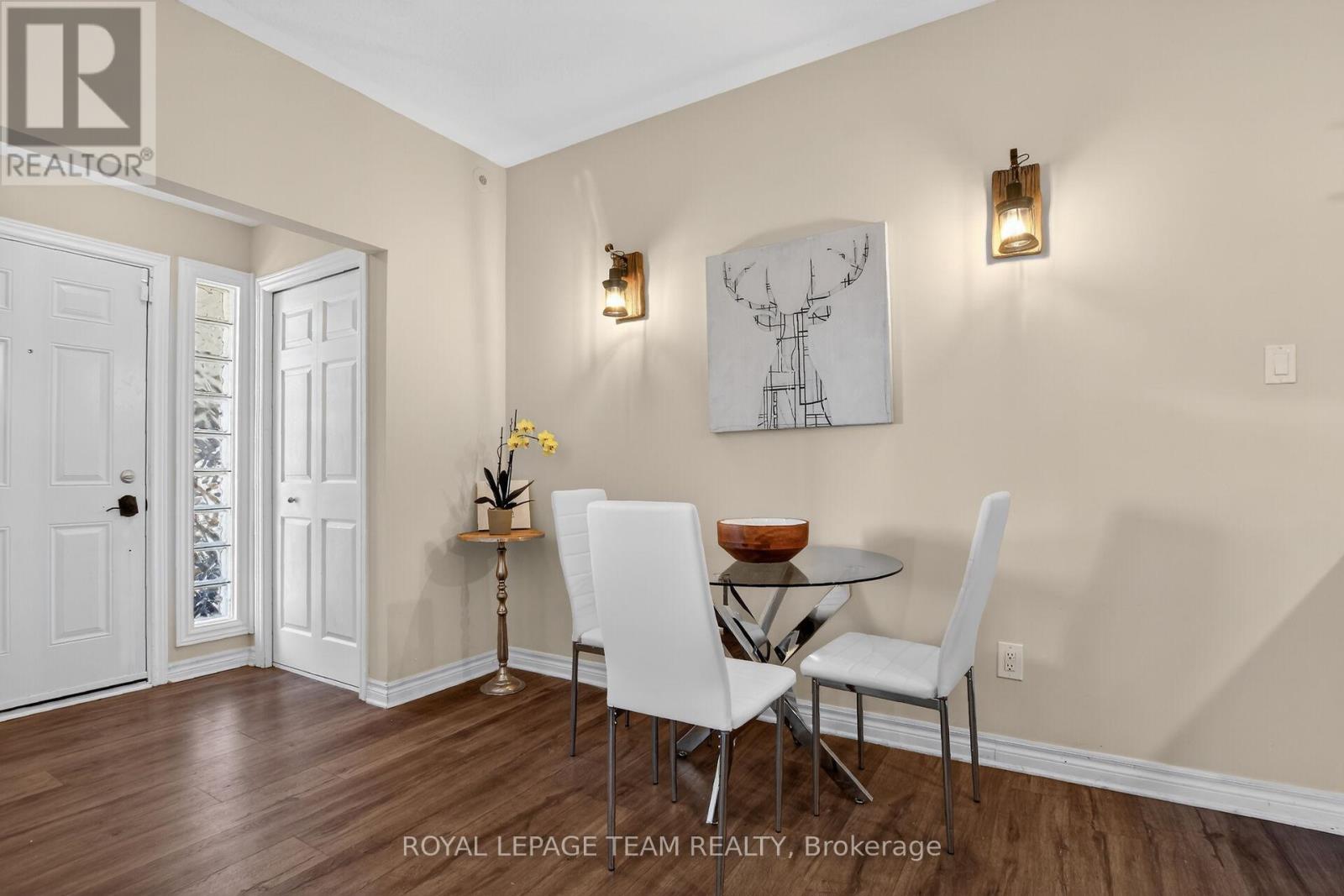 D - 165 Crestway Drive, Ottawa, Ontario  K2G 7C8 - Photo 7 - X13160922