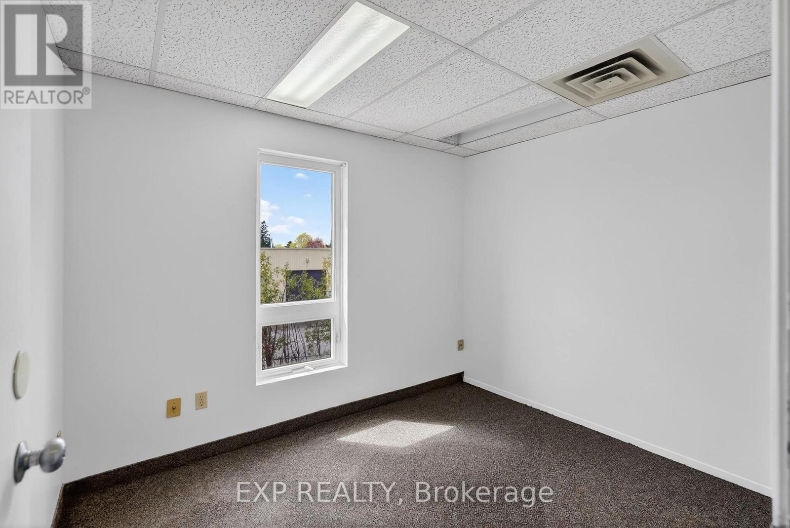 159 Colonnade Road, Ottawa, Ontario  K2E 7J4 - Photo 12 - X13160928