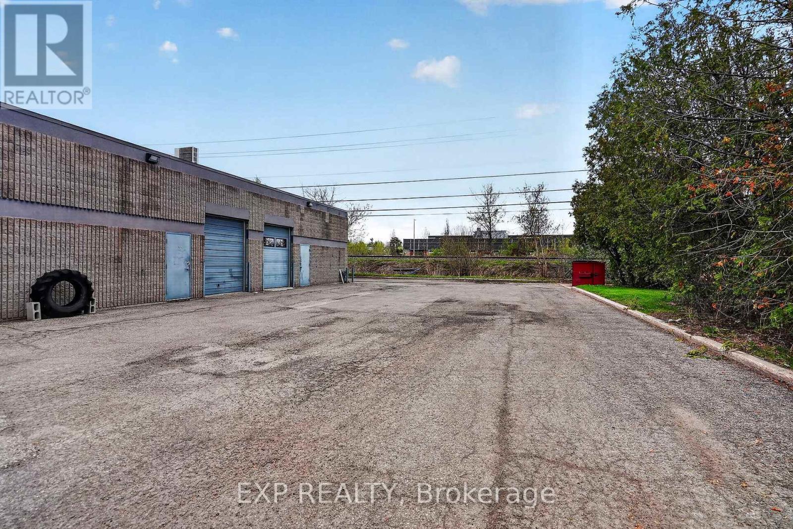 159 Colonnade Road, Ottawa, Ontario  K2E 7J4 - Photo 4 - X13160928