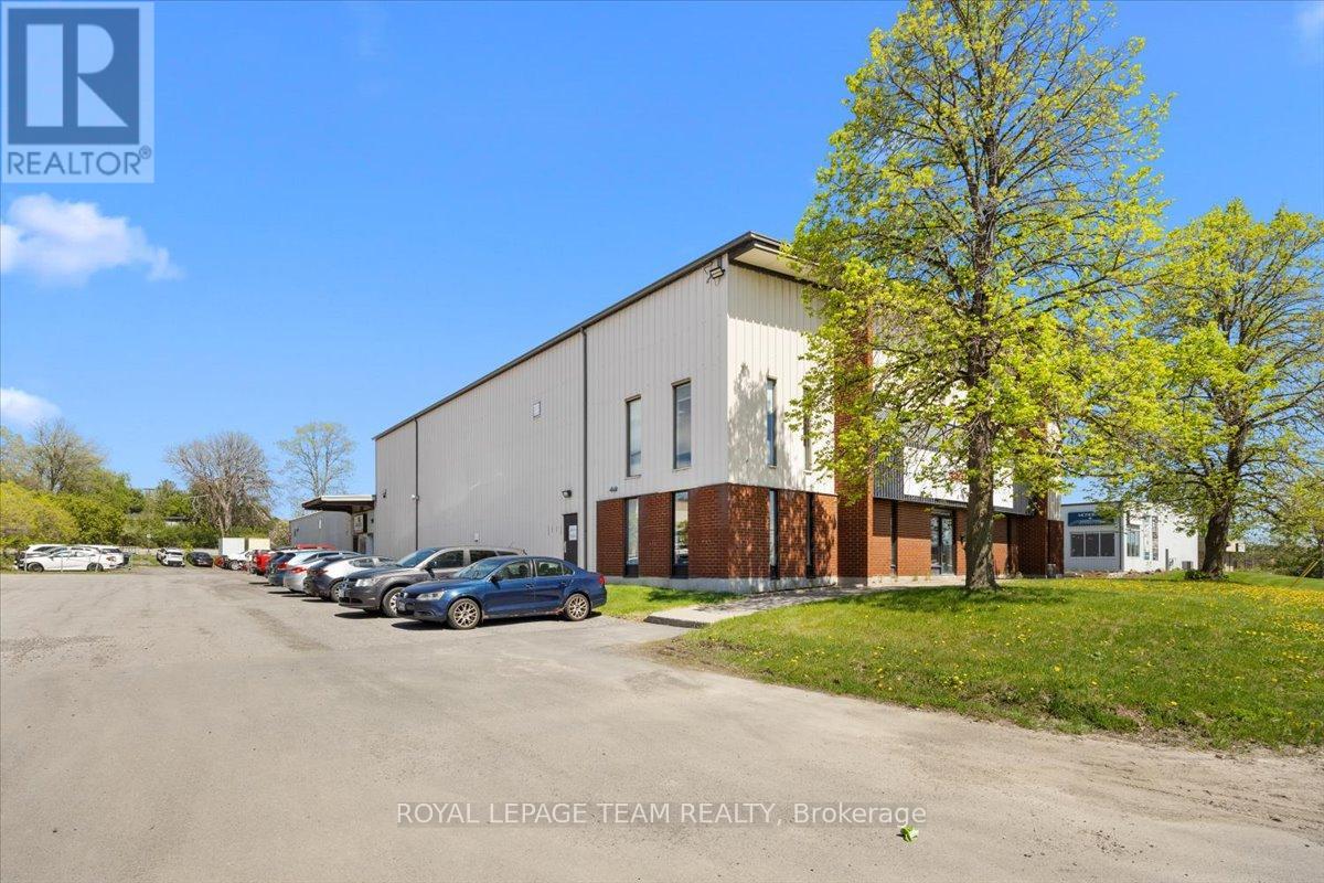 24 Edgewater Street, Ottawa, Ontario  K2L 1V8 - Photo 5 - X13162170
