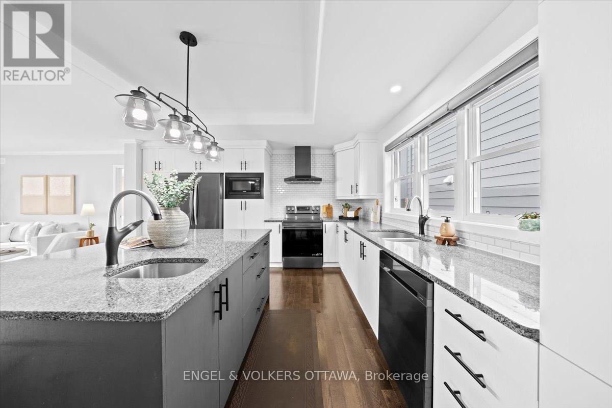 1005 Gold Crescent, Ottawa, Ontario  K2B 8C4 - Photo 14 - X13162298