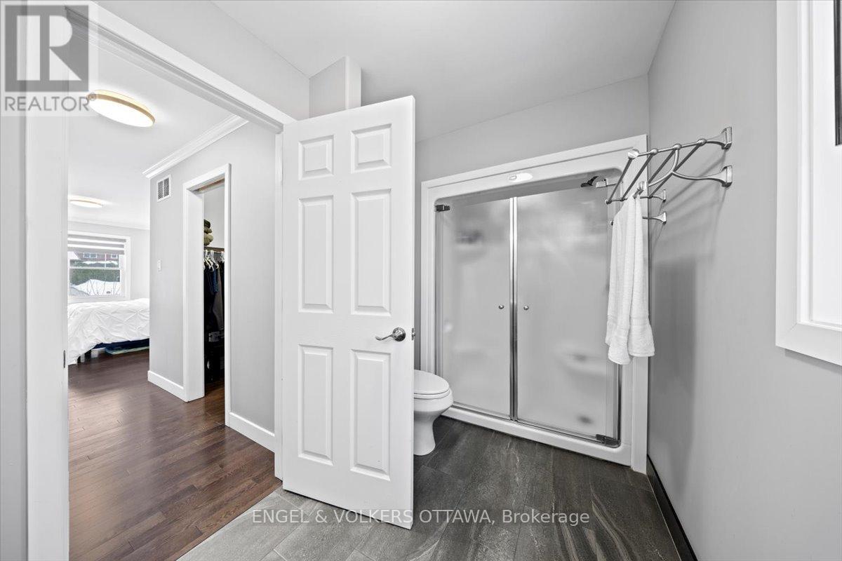 1005 Gold Crescent, Ottawa, Ontario  K2B 8C4 - Photo 19 - X13162298