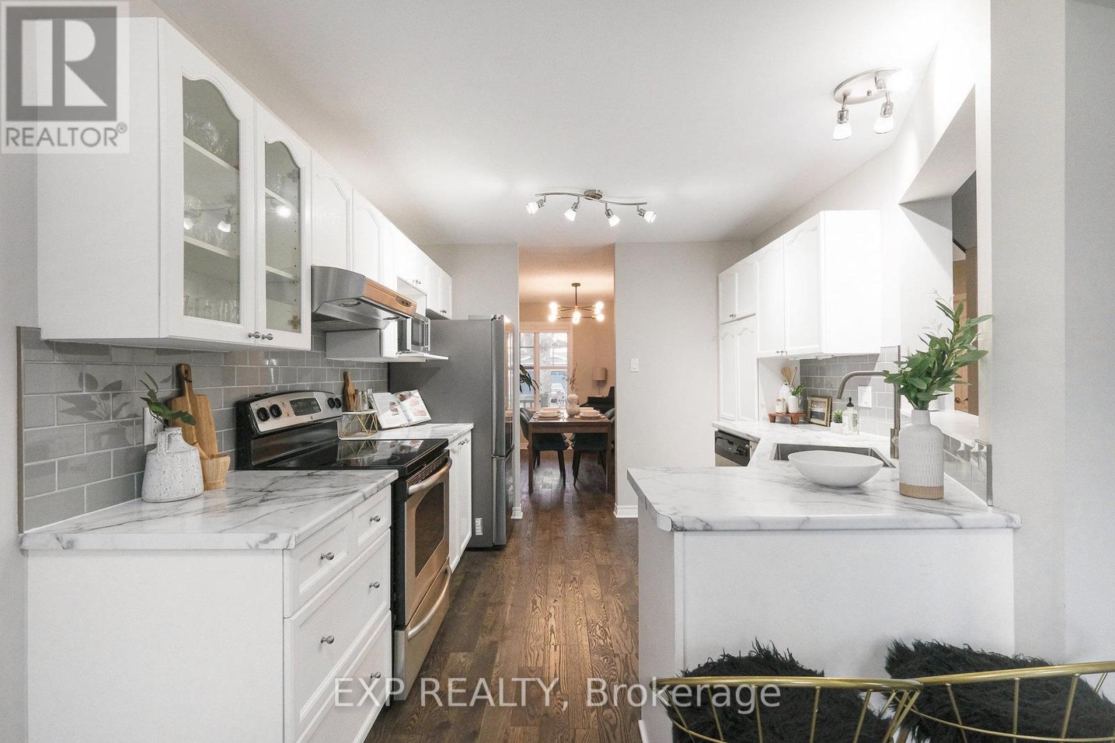 34 Avonmore Crescent, Ottawa, Ontario  K2G 6J7 - Photo 6 - X13162472
