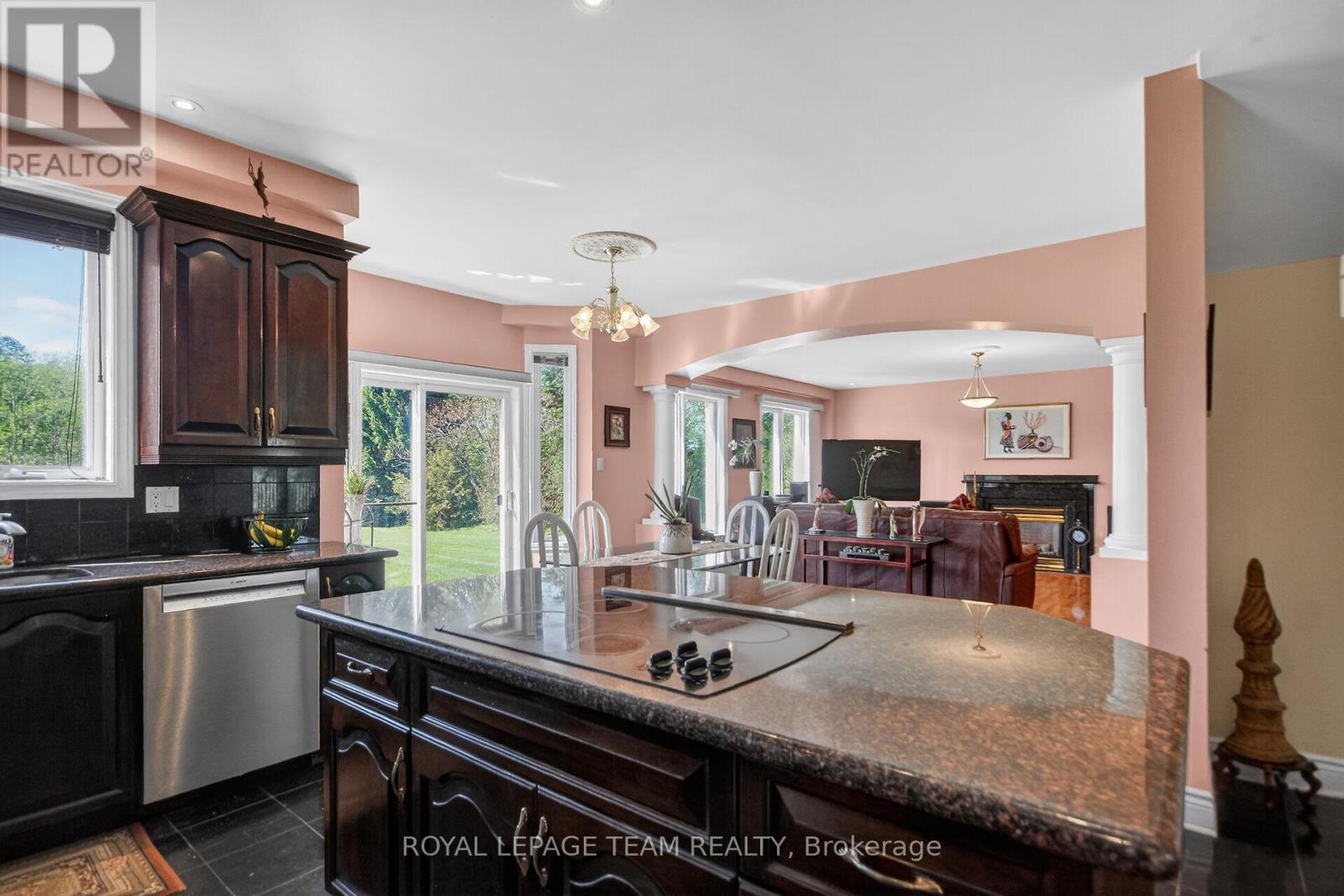 5472 Wicklow Drive, Ottawa, Ontario  K4M 1C4 - Photo 12 - X13162474