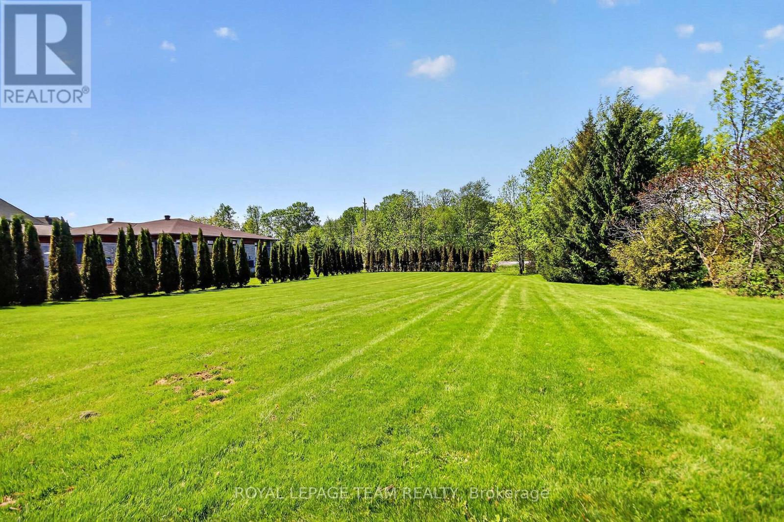 5472 Wicklow Drive, Ottawa, Ontario  K4M 1C4 - Photo 4 - X13162474