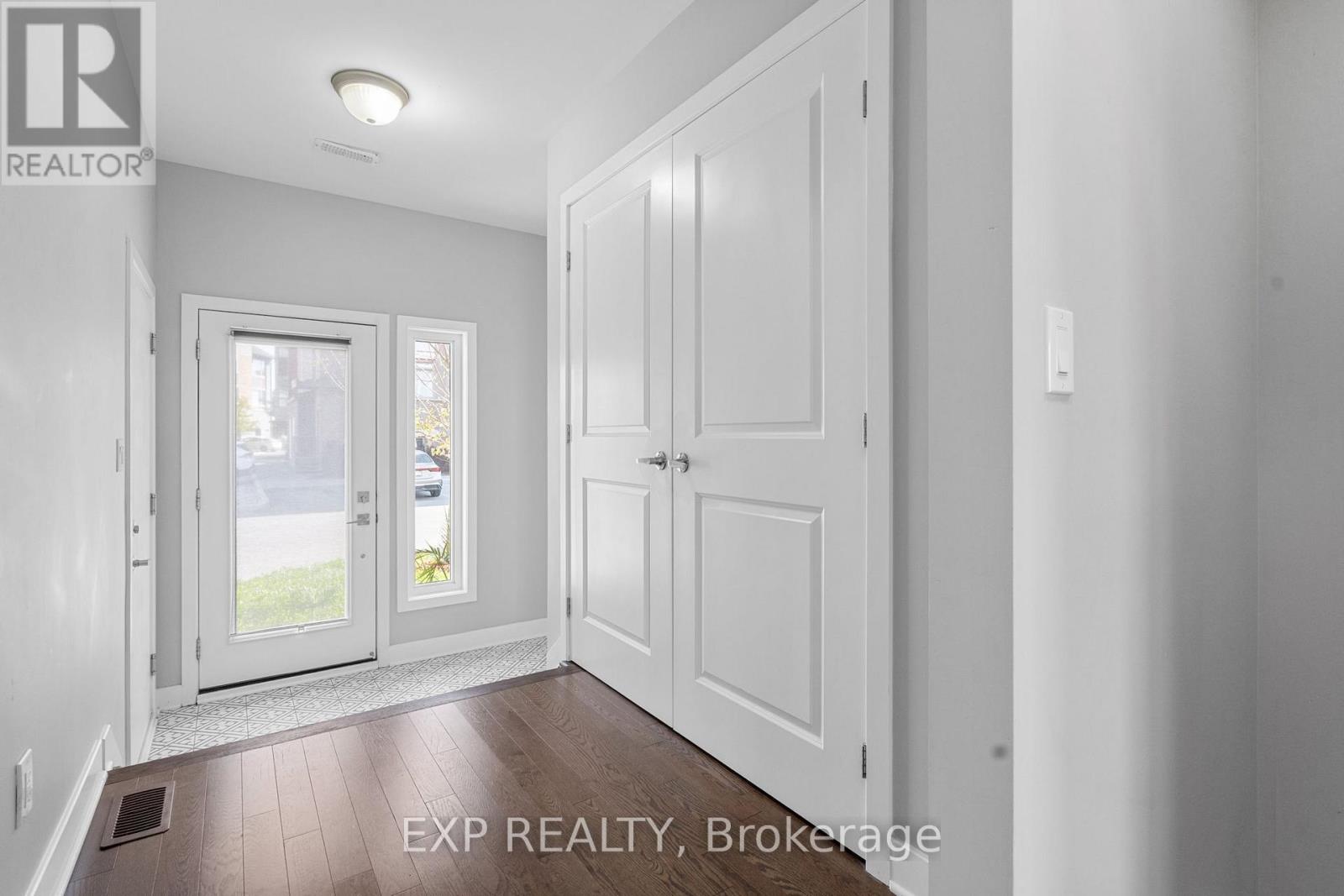 404 Terravita Private, Ottawa, Ontario  K1V 2R9 - Photo 5 - X13162740