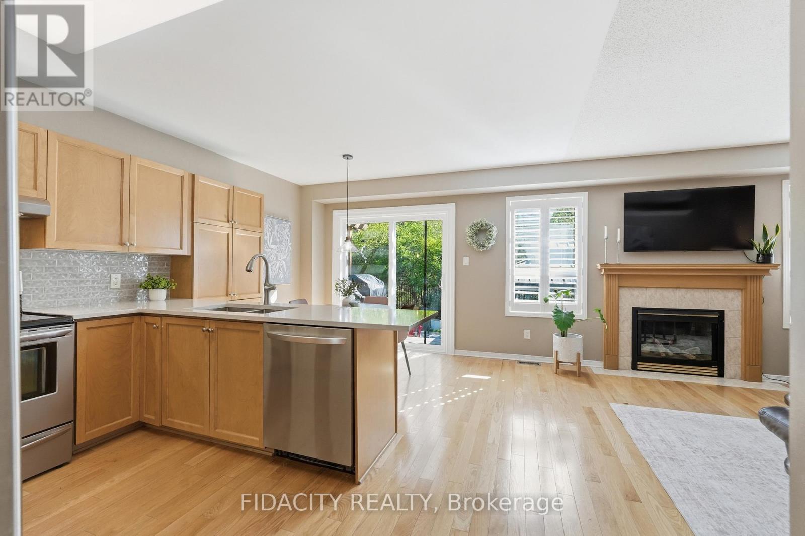 24 Sirocco Crescent, Ottawa, Ontario  K2S 1Z7 - Photo 12 - X13163206