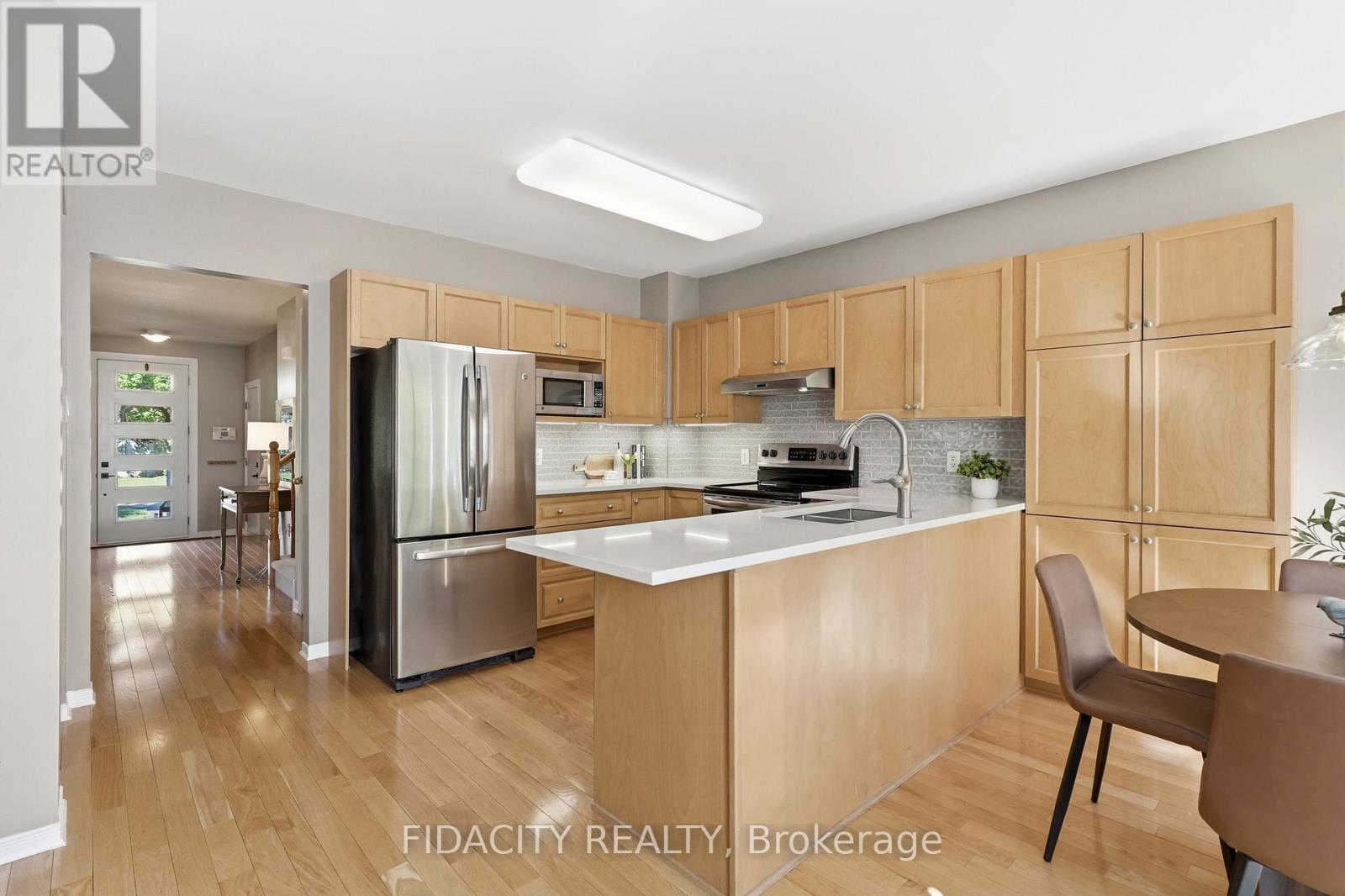 24 Sirocco Crescent, Ottawa, Ontario  K2S 1Z7 - Photo 13 - X13163206