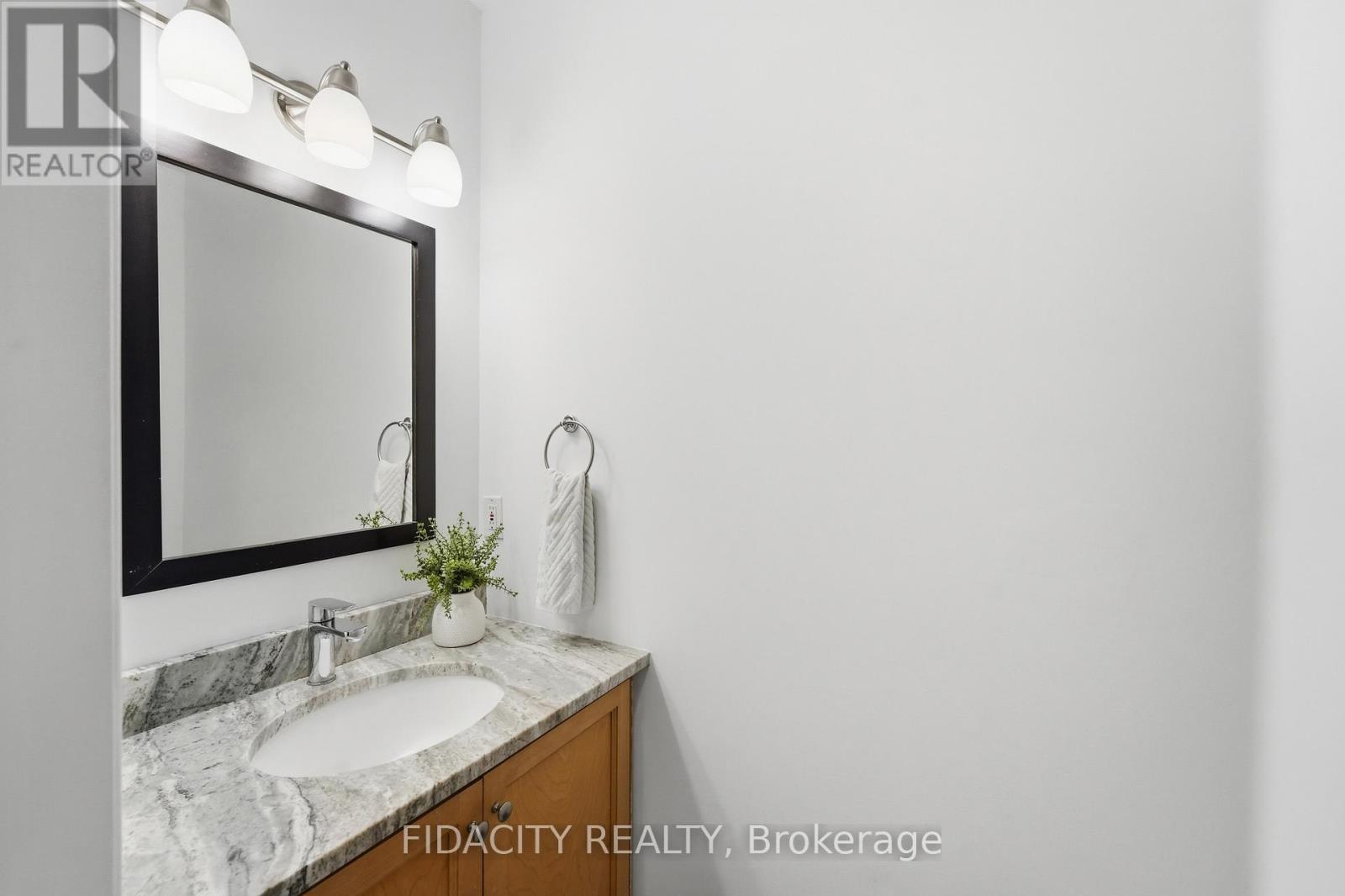 24 Sirocco Crescent, Ottawa, Ontario  K2S 1Z7 - Photo 20 - X13163206