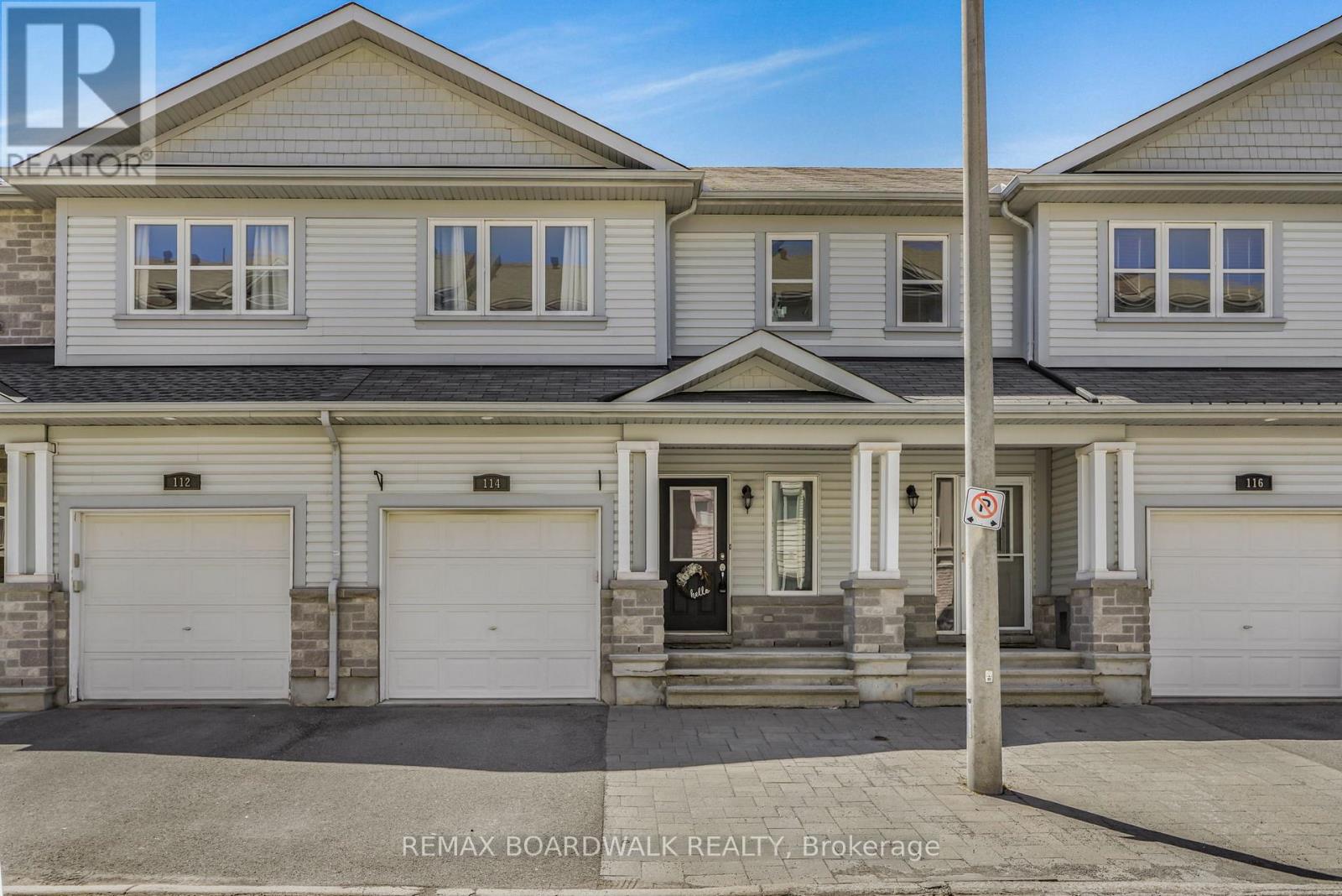 114 POTTS PRIVATE, Ottawa, Ontario