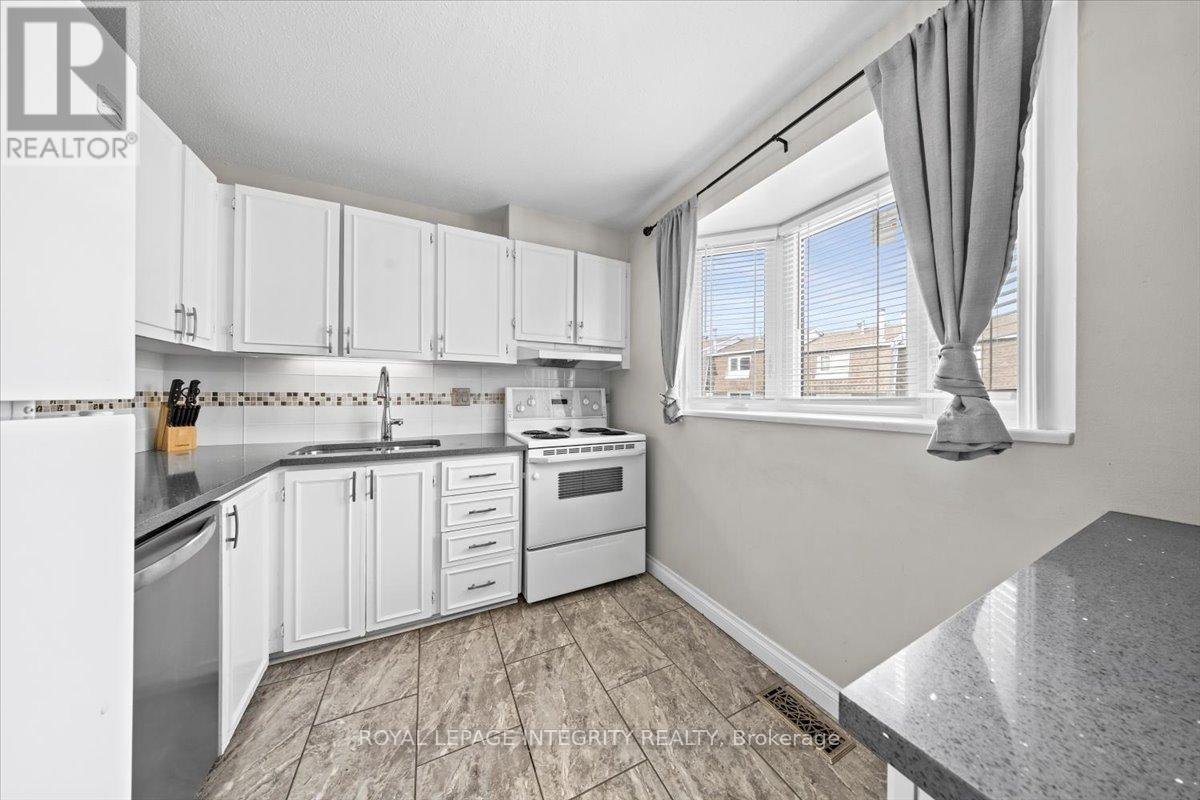 C - 1771 Lamoureux Drive, Ottawa, Ontario  K1E 2N5 - Photo 3 - X13163634