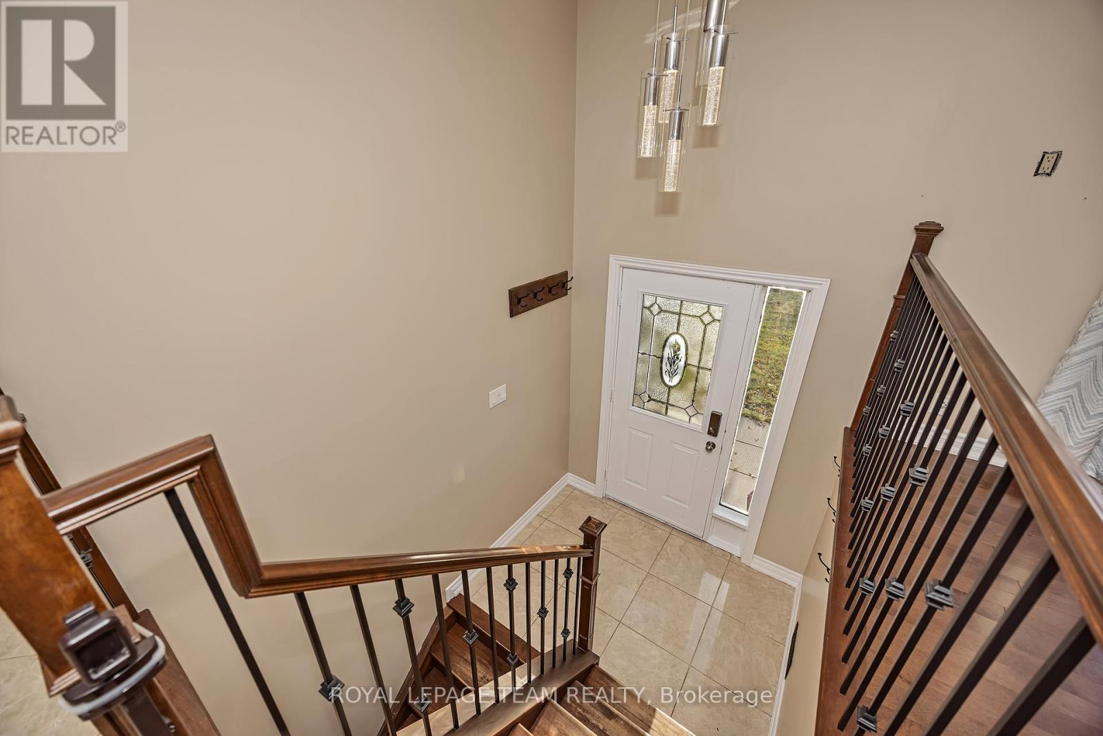 1115 Des Cerisiers Street, Clarence-Rockland, Ontario  K4K 1K9 - Photo 4 - X13163808